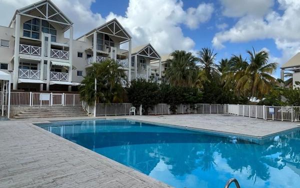 Appartement à vendre    3 pièces • 71 m2 Le Diamant