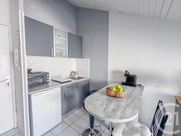 Appartement T2 à vendre  2 pièces - 24,60 m 2   LES SABLES D OLONNE  - 85