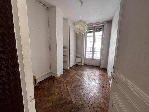 Appartement 3 pièces 53 m² LYON
