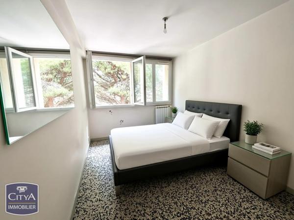 Appartement à vendre 4 pièces 70m² Avignon (84000)