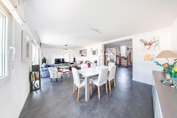 superbe duplex de 175m² au sol (148 hab)