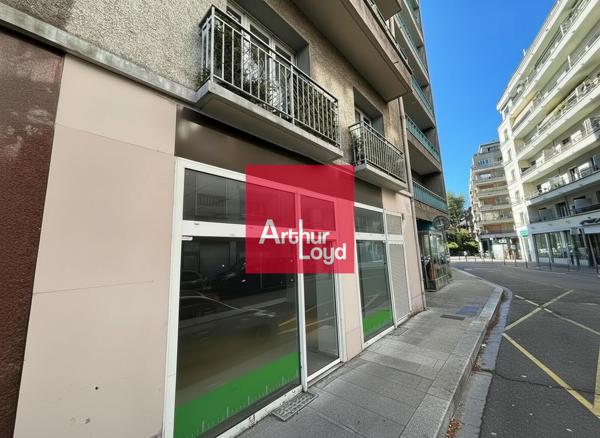 Vente local commercial Grenoble visibilité sur rue et proximité Gustave Rivet