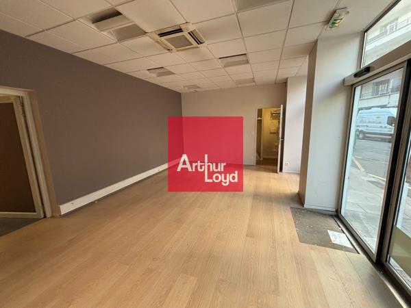 Vente local commercial Grenoble visibilité sur rue et proximité Gustave Rivet