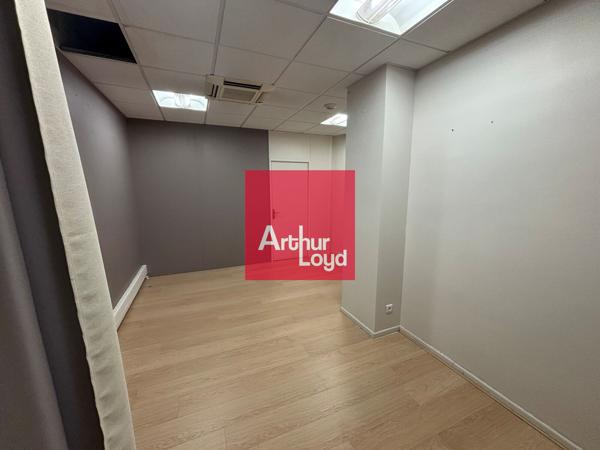Vente local commercial Grenoble visibilité sur rue et proximité Gustave Rivet