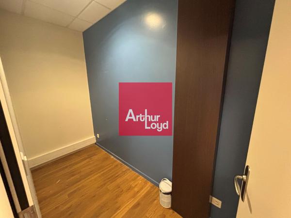 Vente local commercial Grenoble visibilité sur rue et proximité Gustave Rivet
