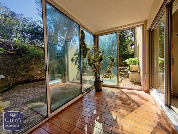 Appartement à vendre 3 pièces 64.52m² Nîmes (30900)