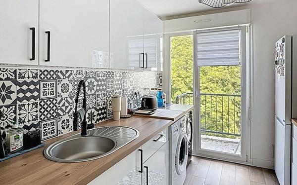 Appartement à vendre    2 pièces • 54 m2 Bétheny