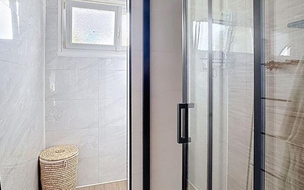 Appartement à vendre    2 pièces • 54 m2 Bétheny