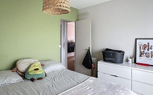 Appartement à vendre    2 pièces • 54 m2 Bétheny