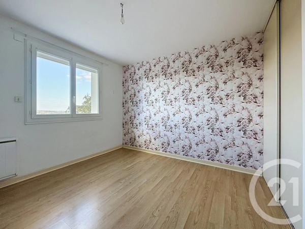 Maison à vendre  4 pièces - 85,86 m 2   ST POURCAIN SUR SIOULE  - 03