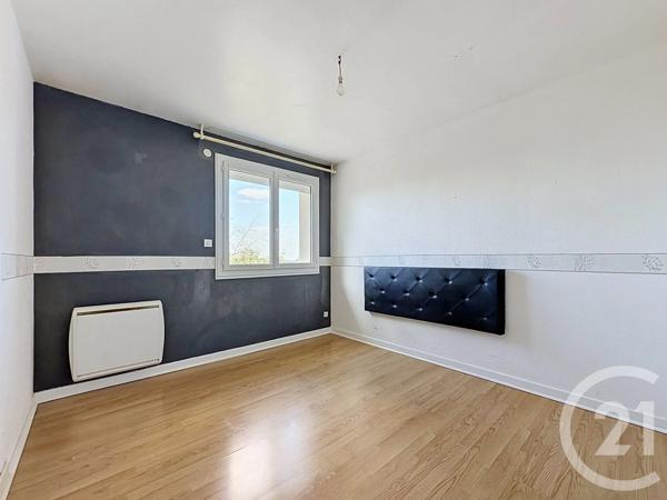 Maison à vendre  4 pièces - 85,86 m 2   ST POURCAIN SUR SIOULE  - 03