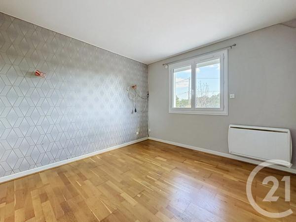 Maison à vendre  4 pièces - 85,86 m 2   ST POURCAIN SUR SIOULE  - 03