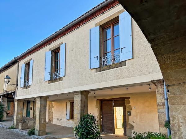 Dpt Gers (32) à vendre à LUPIAC - maison P6 de 150 m2 - terrain de 1868 m2