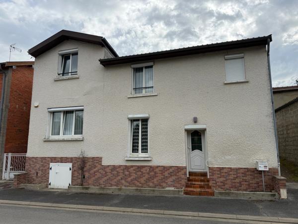 MAISON D'HABITATION + SECONDE BATISSE À RENOVER