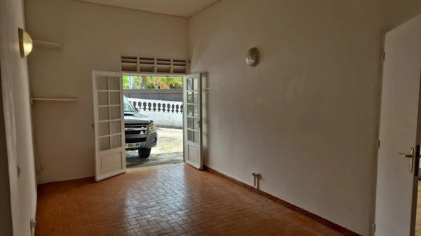 Authentique maison architèqueturale de 7 pièces GOURBEYRE (971) pour votre famille ou/et en bien locatif