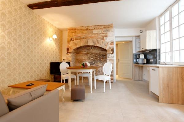 MAGNIFIQUE BATIEMENT DU 18EME SIECLE