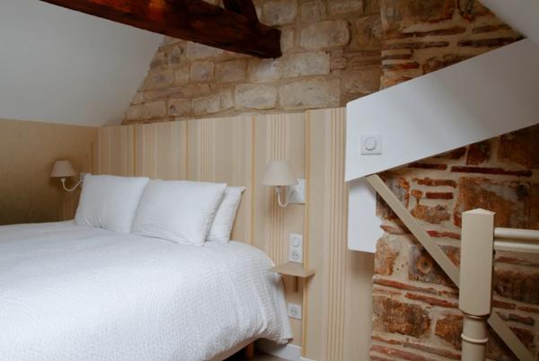 MAGNIFIQUE BATIEMENT DU 18EME SIECLE