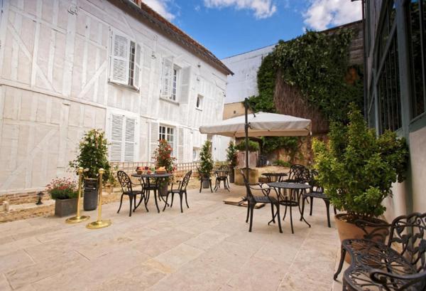 MAGNIFIQUE BATIEMENT DU 18EME SIECLE