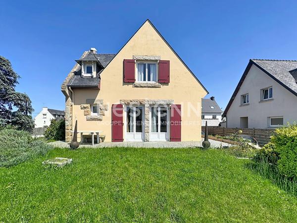 Maison familiale dans le bourg de Plérin