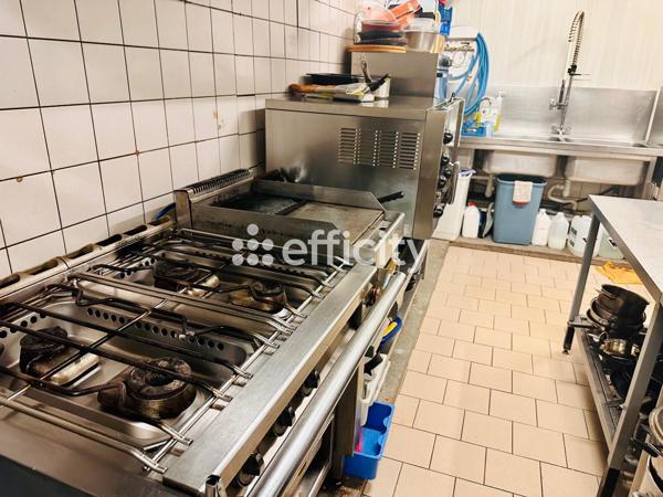 Immeuble 6 pièces - 320 m²