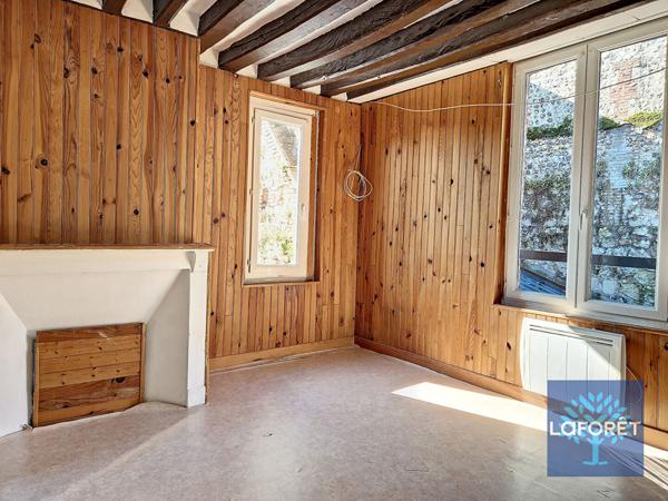 Achat maison près de QUILLEBEUF SUR SEINE - 10 pièce(s) - 371 m² - 213 000 €