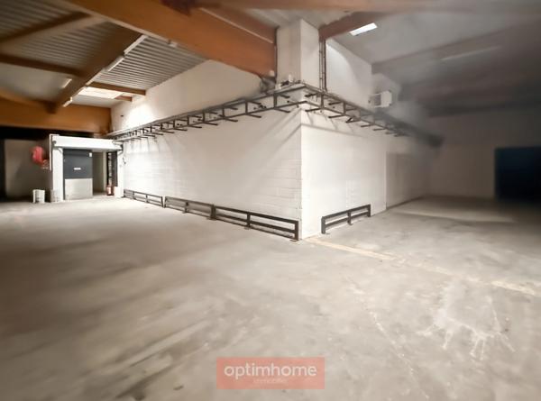 OPPORTUNITÉ D’IMPLANTATION COMMERCIALE – 1 707 M² + 250 STATIONNEMENTS