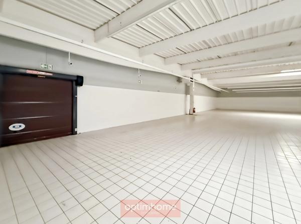 OPPORTUNITÉ D’IMPLANTATION COMMERCIALE – 1 707 M² + 250 STATIONNEMENTS
