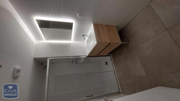Appartement à louer 2 pièces 50.27m² Clermont-Ferrand (63000)