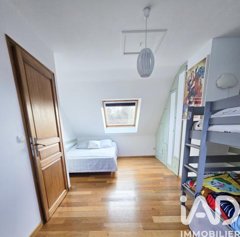 Maison à vendre 5 pièces 121 m² Les Mureaux