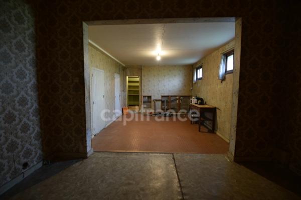 Maison - surface habitable 107m2 - 3 chambres - garage - dépendance à GRIGNOLS (33)