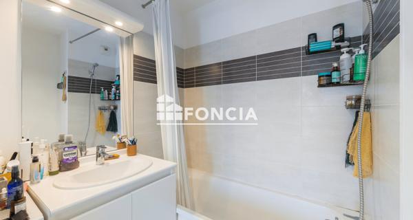 À vendre Appartement 2 pièces 45 m² - Vaulx-en-velin 69120