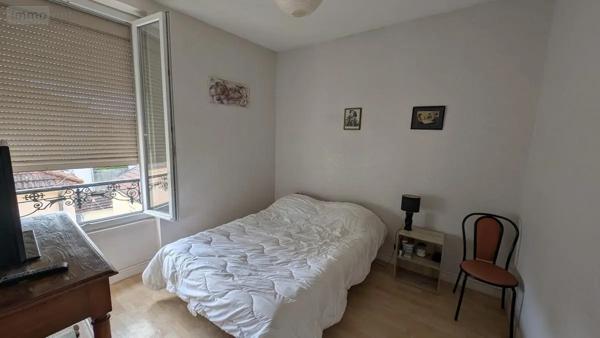 Achat - Immeuble Vichy 03200 588 m 2 415 m 2