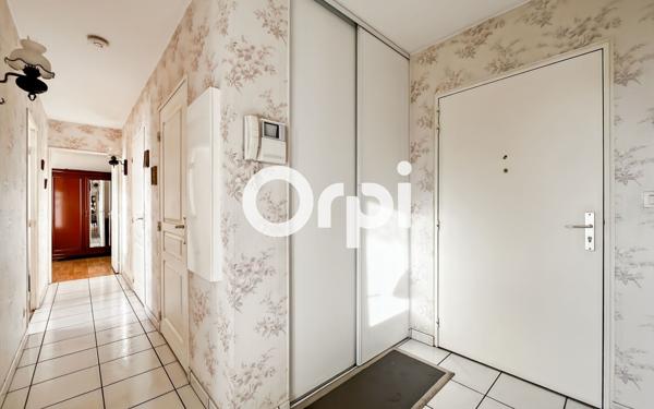 Appartement à vendre    3 pièces • 71,65 m2 Saint-Symphorien-sur-Coise