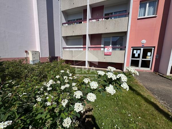 APPARTEMENT  3 PIECES RDC  2 BALCONS 60 M² CAVE PARKING PRIVATIF LURE