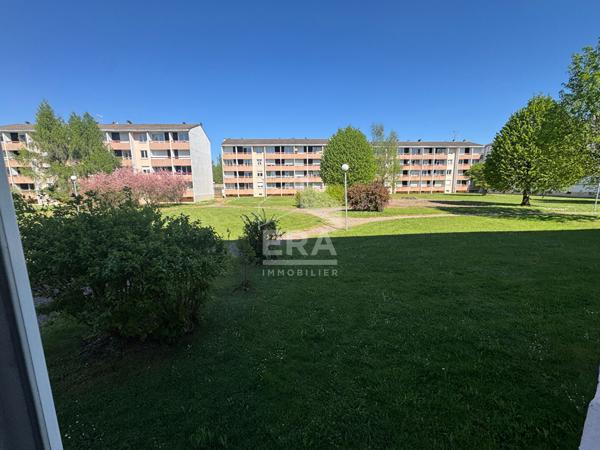 APPARTEMENT  3 PIECES RDC  2 BALCONS 60 M² CAVE PARKING PRIVATIF LURE