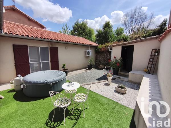 House for sale 7 rooms 235 m² Gourgé