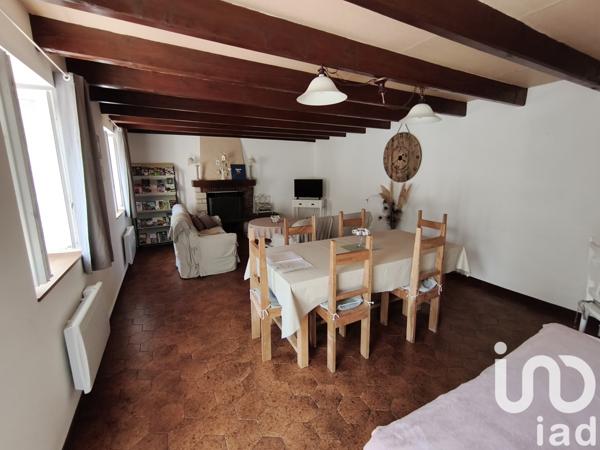 House for sale 7 rooms 235 m² Gourgé