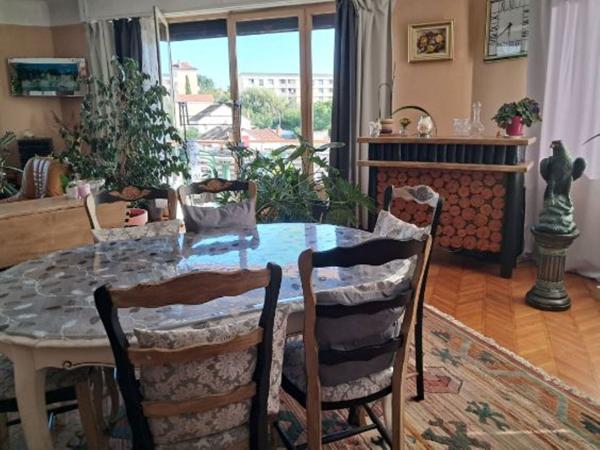 Superbe Appartement Montceau Les Mines 7 pieces 166.58 m2