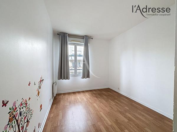 Suresnes - Marché Caron - 4 pièces de 94m² cave parking