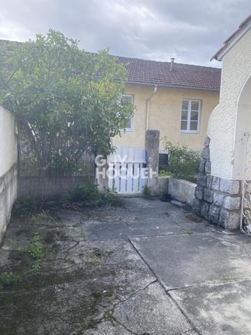 MAISON À VENDRE DE 9 PIÈCES DE 175,00 M²
