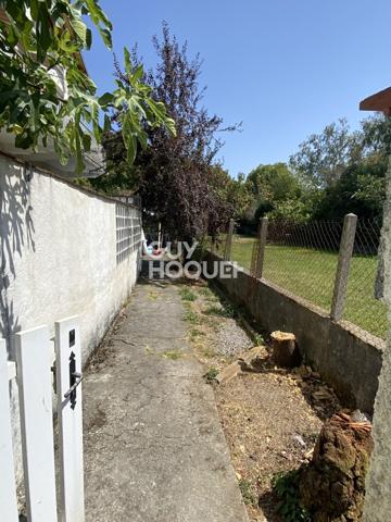 MAISON À VENDRE DE 9 PIÈCES DE 175,00 M²