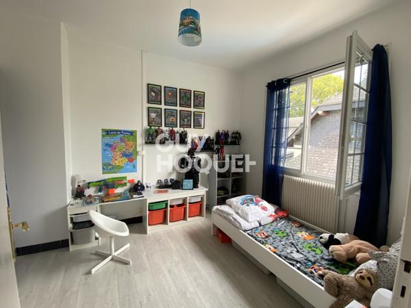 MAISON À VENDRE DE 9 PIÈCES DE 175,00 M²