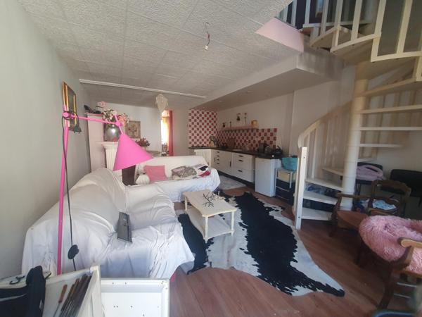 MAISON DE VILLE AVEC COURETTE 120M²