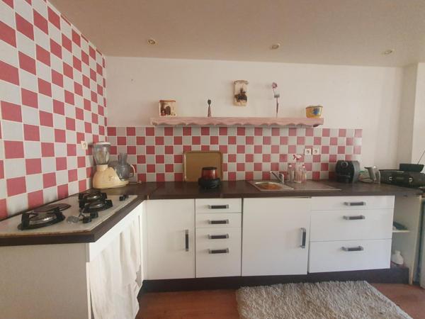 MAISON DE VILLE AVEC COURETTE 120M²