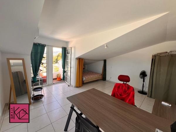 Appartement 3 pièces de 81 m² à St pierre - ravine des cabris