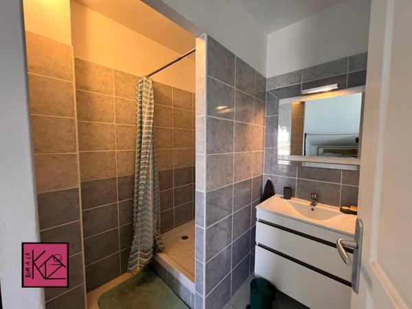 Appartement 3 pièces de 81 m² à St pierre - ravine des cabris