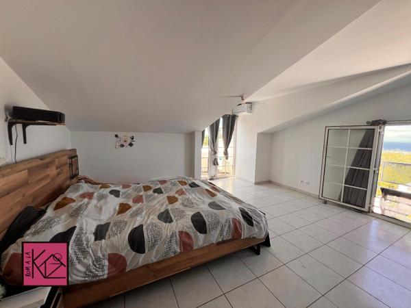 Appartement 3 pièces de 81 m² à St pierre - ravine des cabris