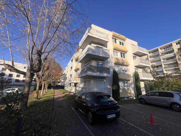 Vente / Appartement T4