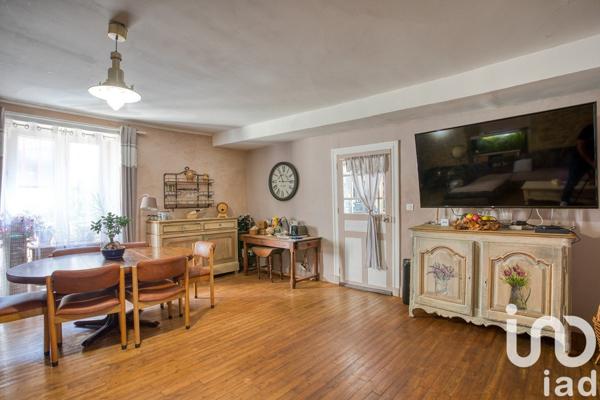 Maison 7 pièces de 230 m² à Groléjac (24250)