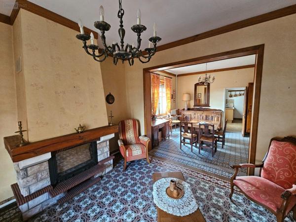 Maison de ville à vendre à Aulnoye-Aymeries dans le Nord (59620), ref : 000153